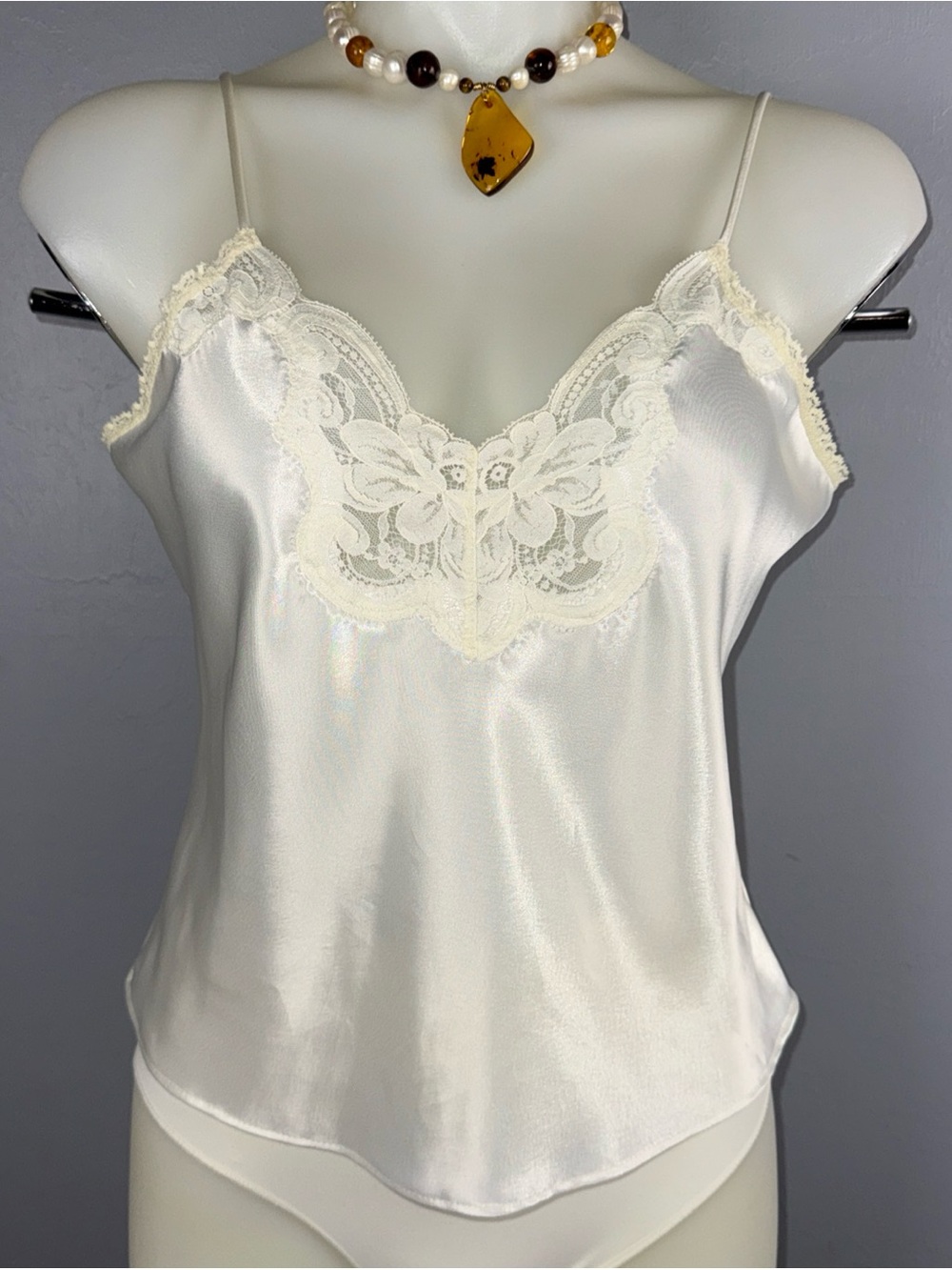 Farr West Bloom Satin Lace Cami Women’s S Ivory Coquette Festival Vintage